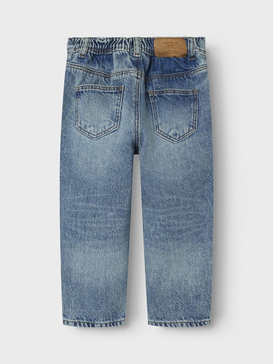 TAPERED FIT JEANS