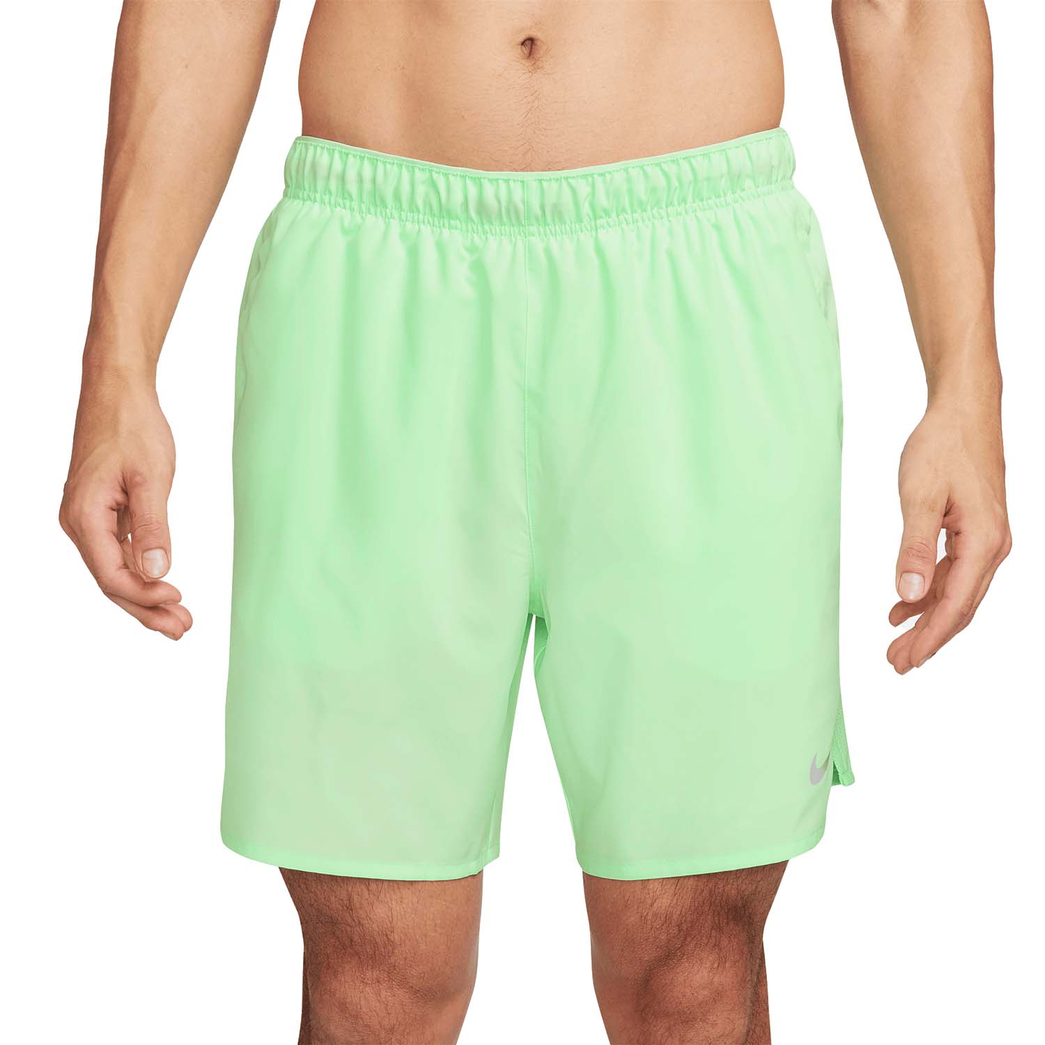 Nike Challenger Logo 7in Pantaloncini Vapor Green/Reflective Silver