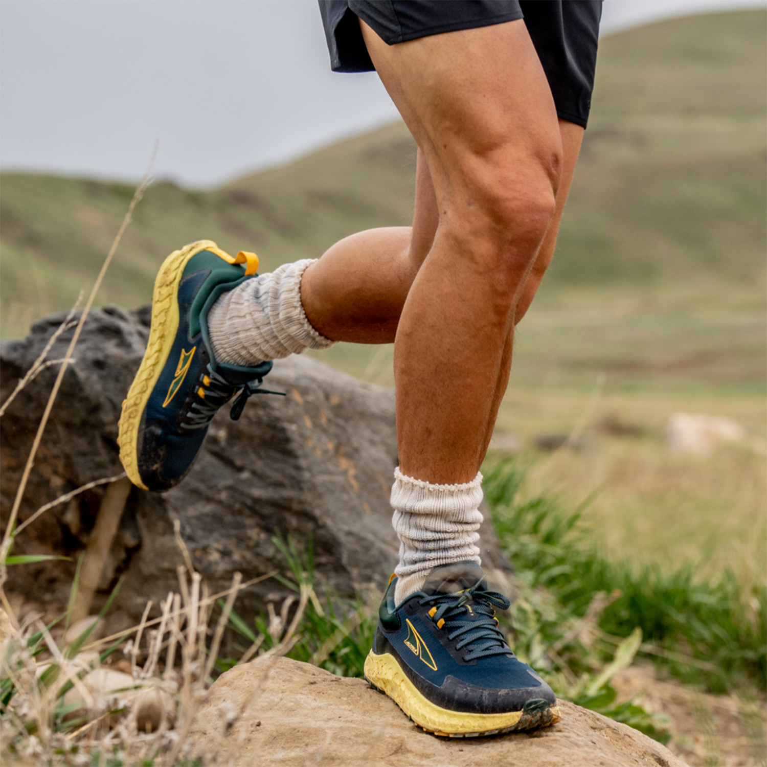 Altra Outroad 2 Blue/Yellow