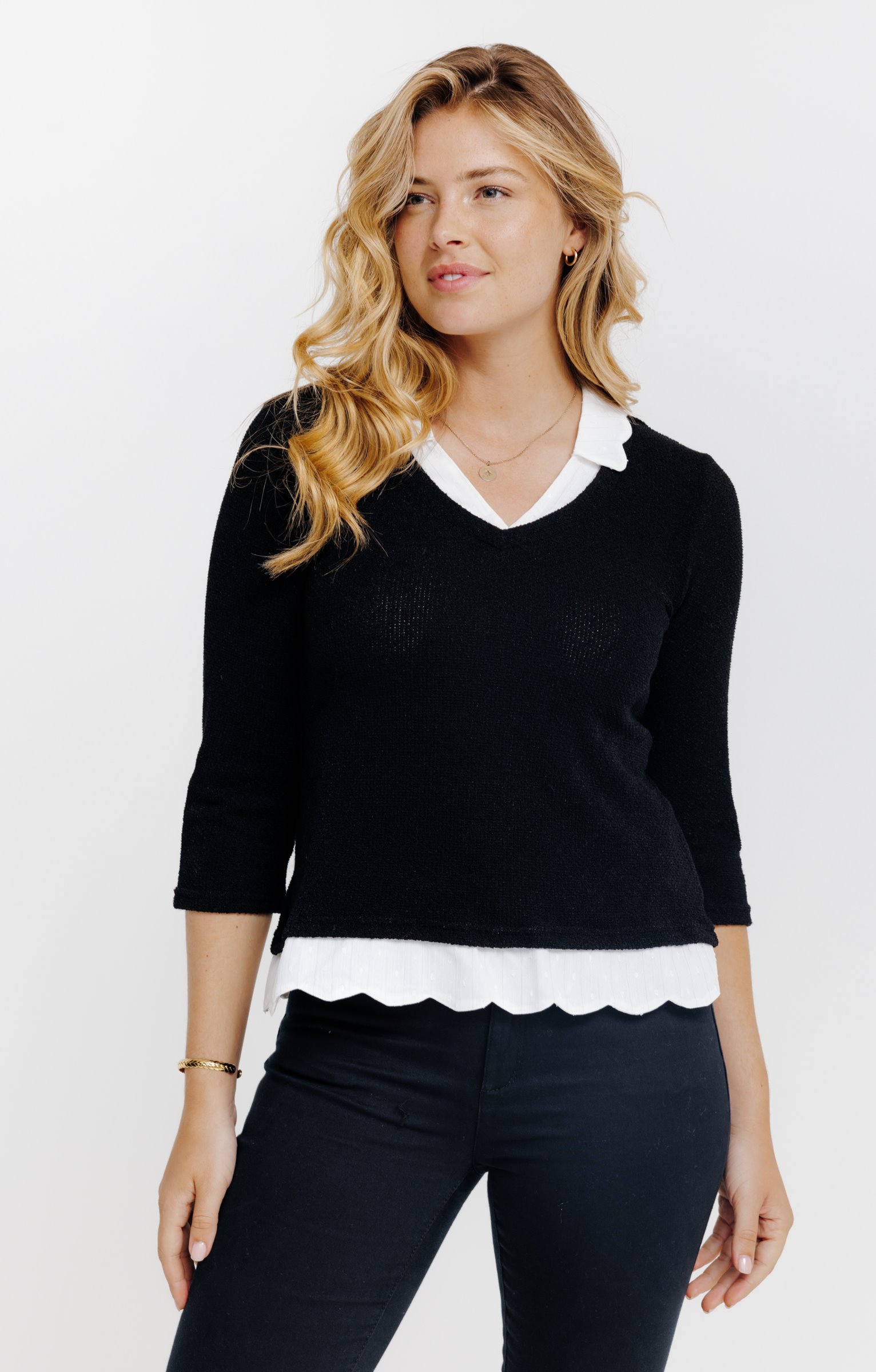 Pull détails festons - NOIR