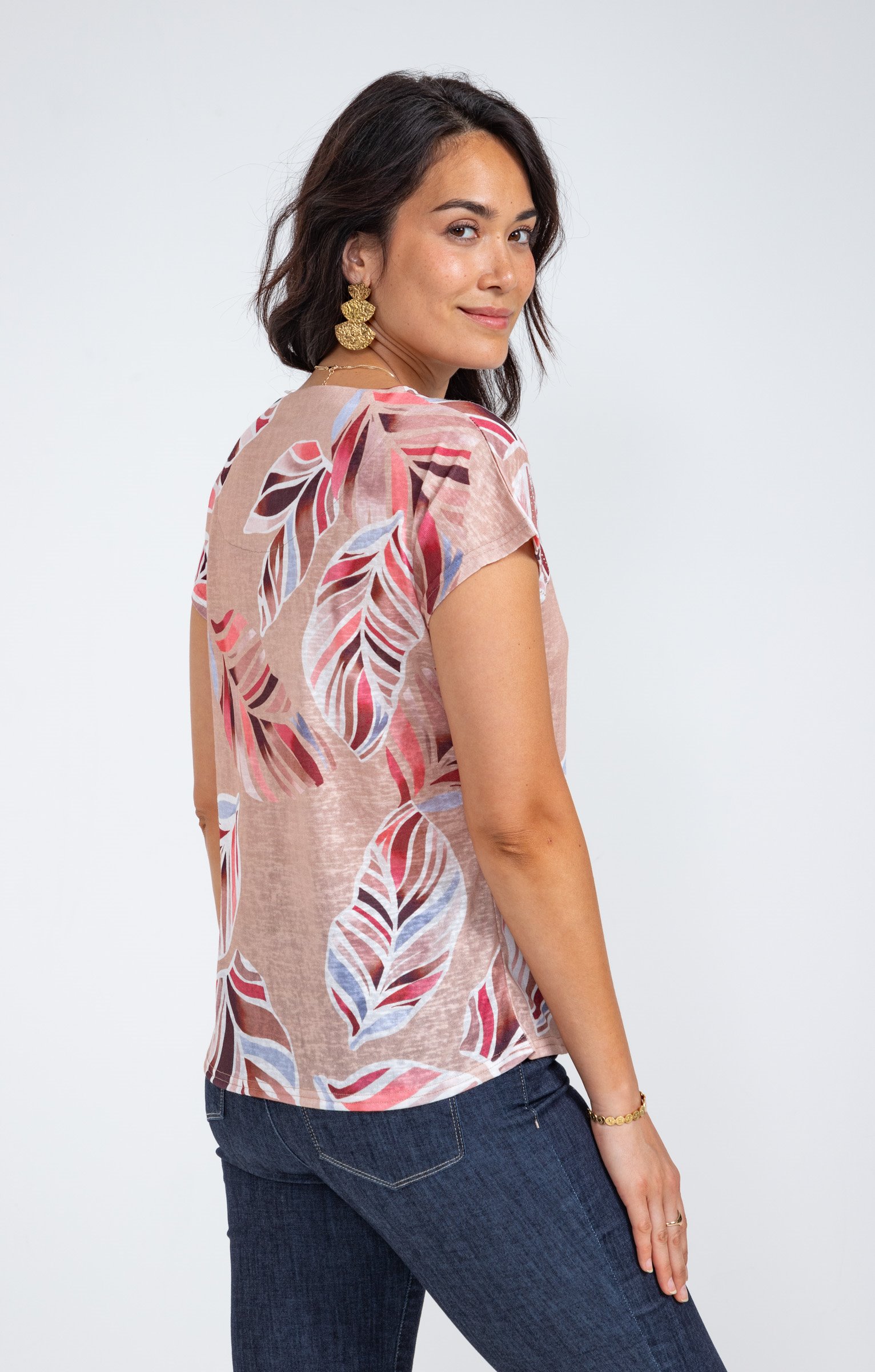 Tee-shirt col rond imprimé placé - CAMEL