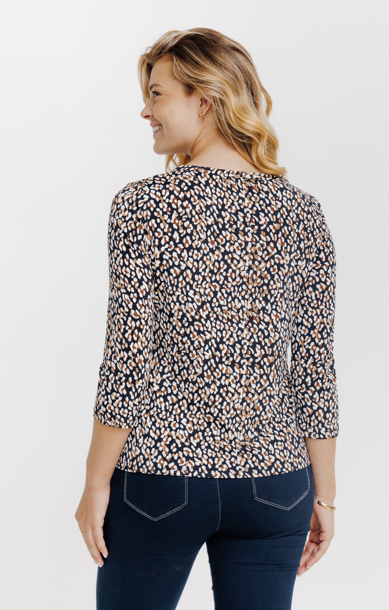 T-SHIRT COL MAO IMPRIME LEOPARD  - NOIR