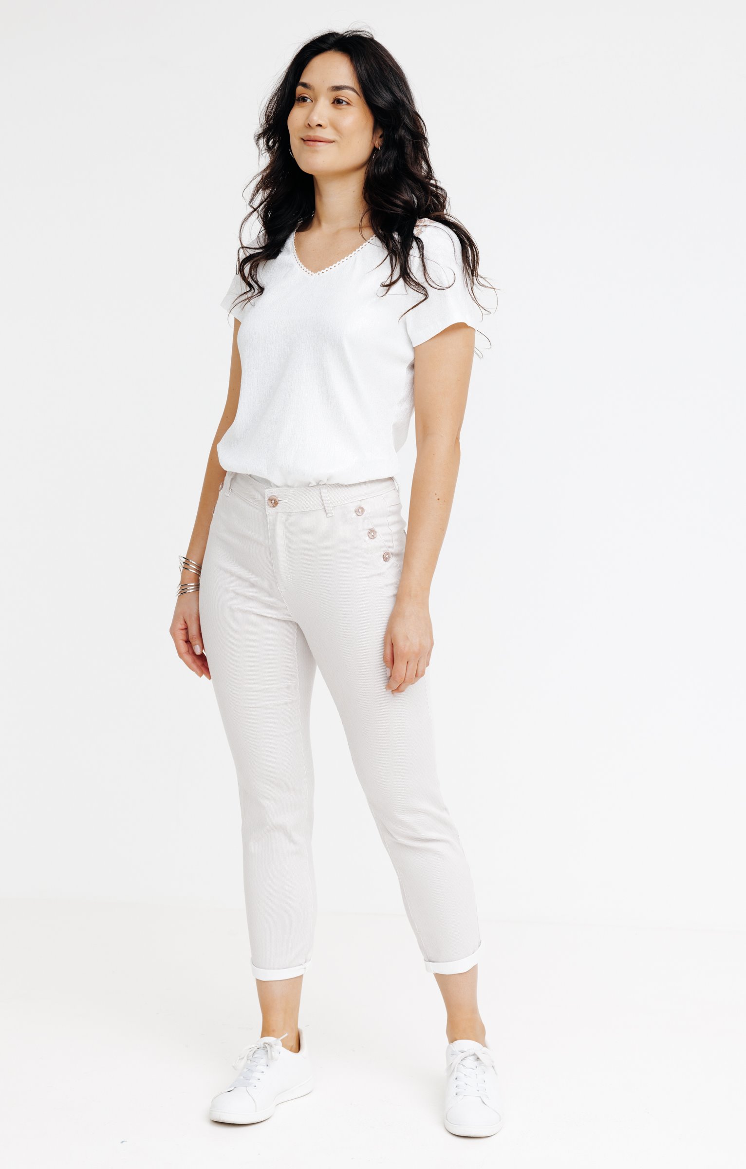 Pantacourt avec fines rayures - GRÈGE