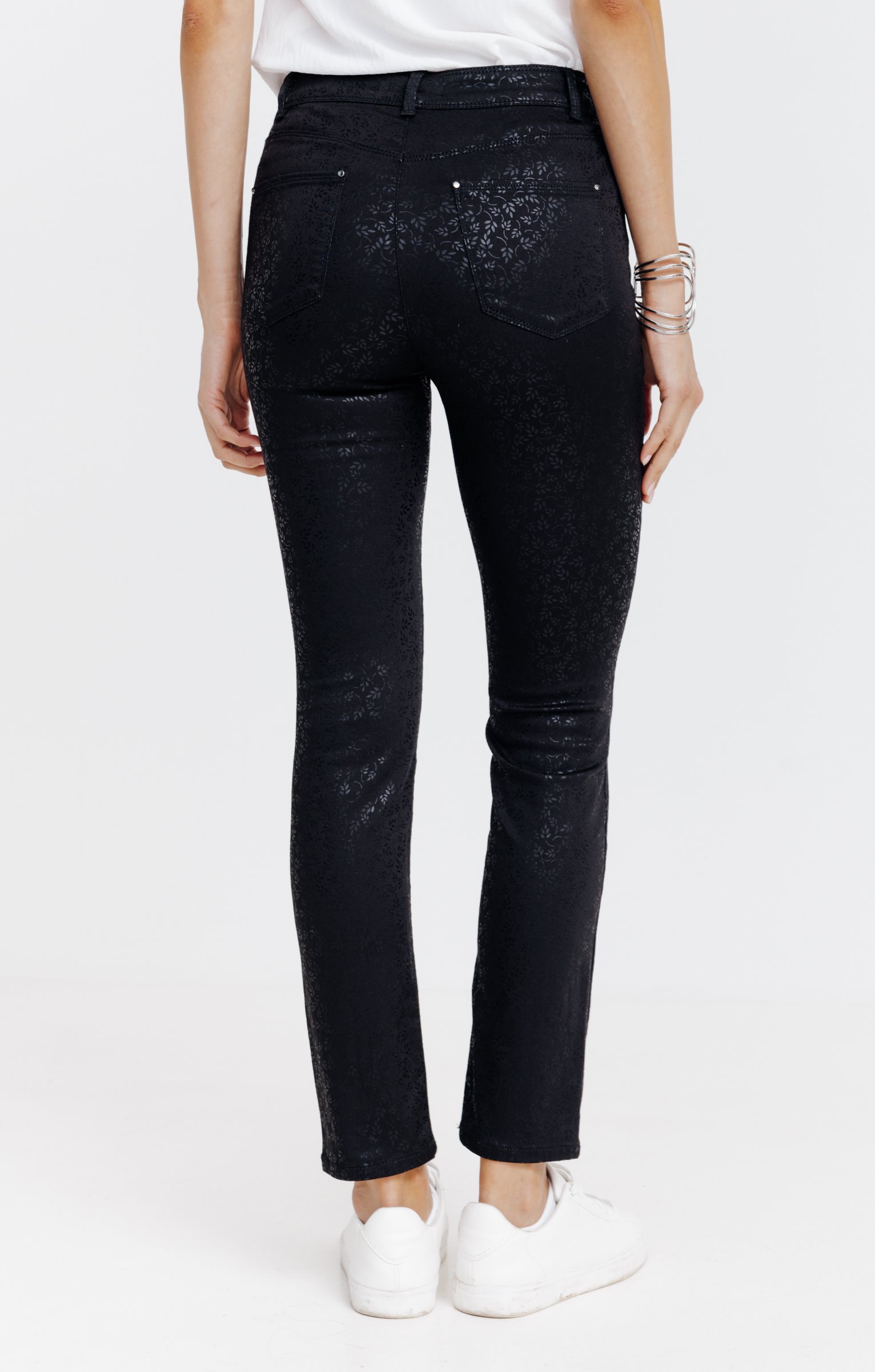 Pantalon 7/8 enduit imprimé fleurs - NOIR