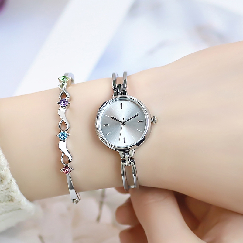 Niche high-end alloy women's watch fashionable quartz bracelet watch