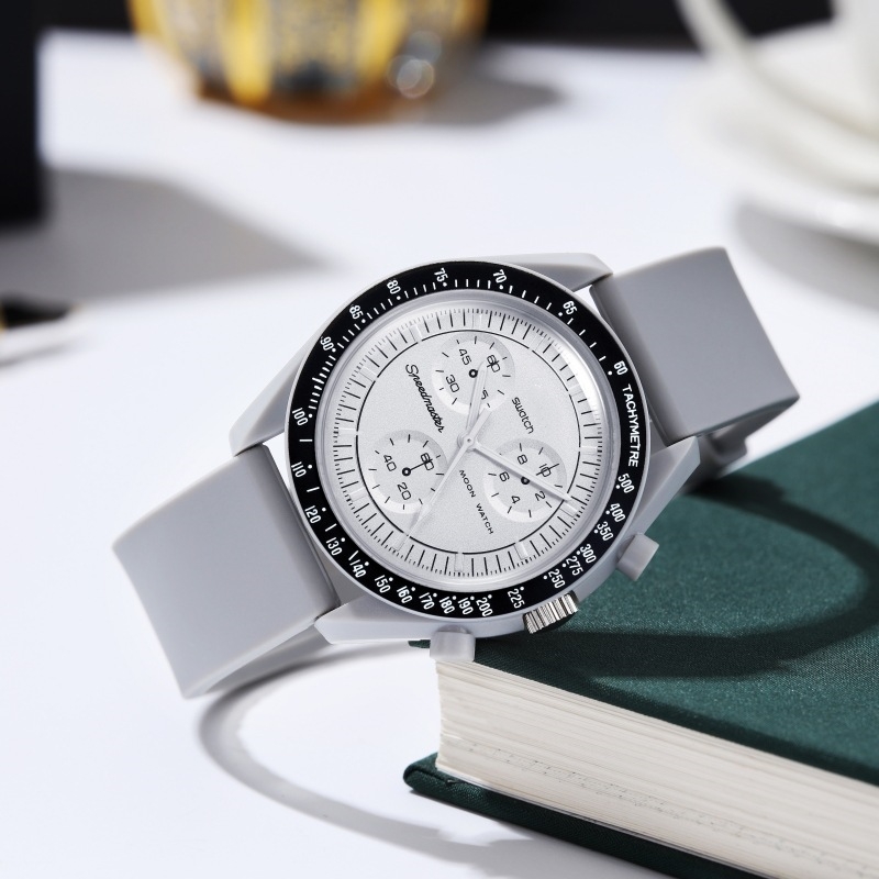 Sports style large dial silicone watch women's fashion quartz watch