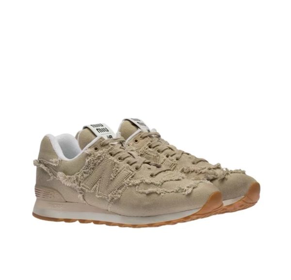 New Balance x MIU MIU NB 574 Fashion Low cut Sports and Leisure Shoes for Women beige