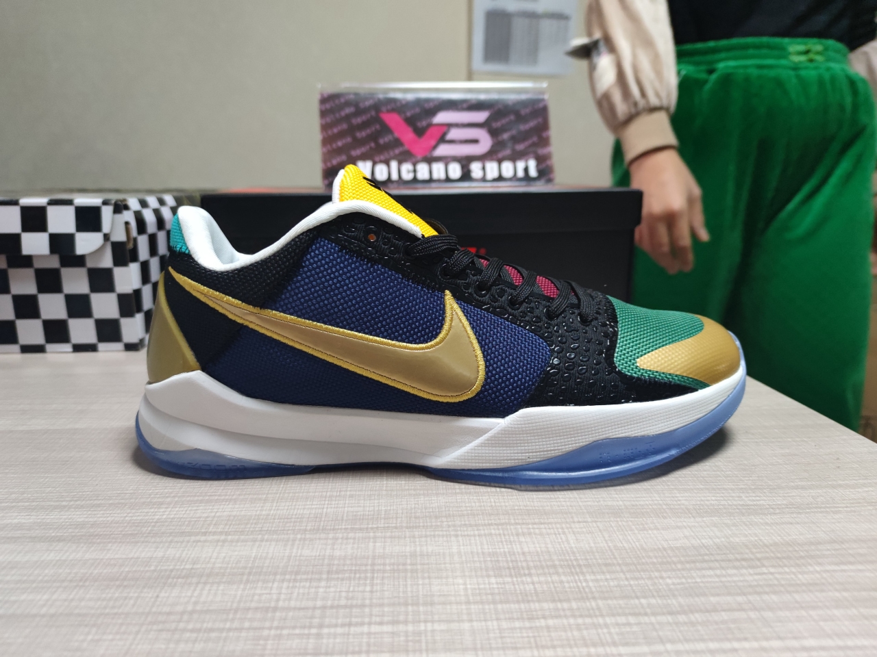 Kobe 5 Protro Undefeated What If Multi CZ6499-900