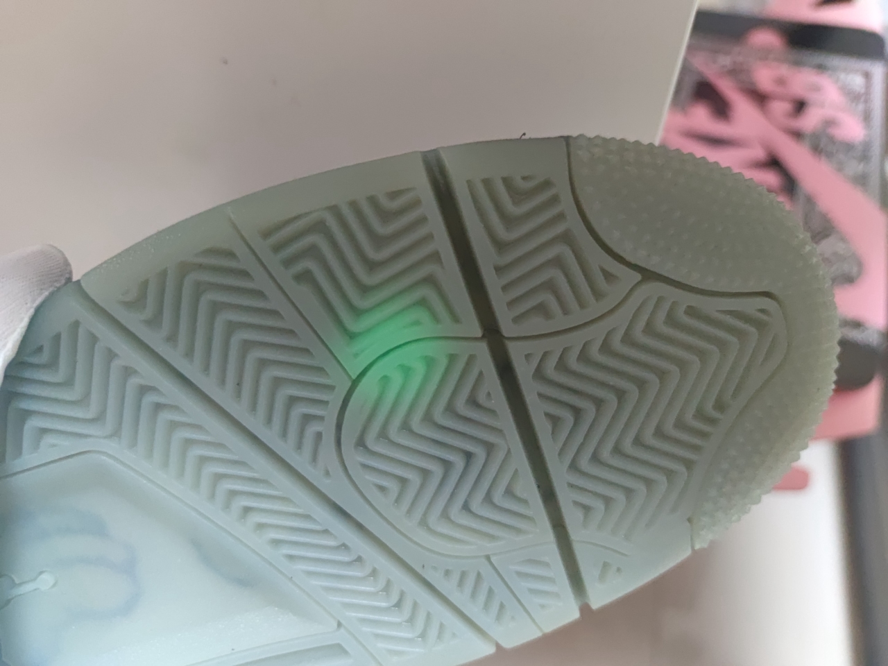 Jordan 4 Retro Kaws Black 930155-001