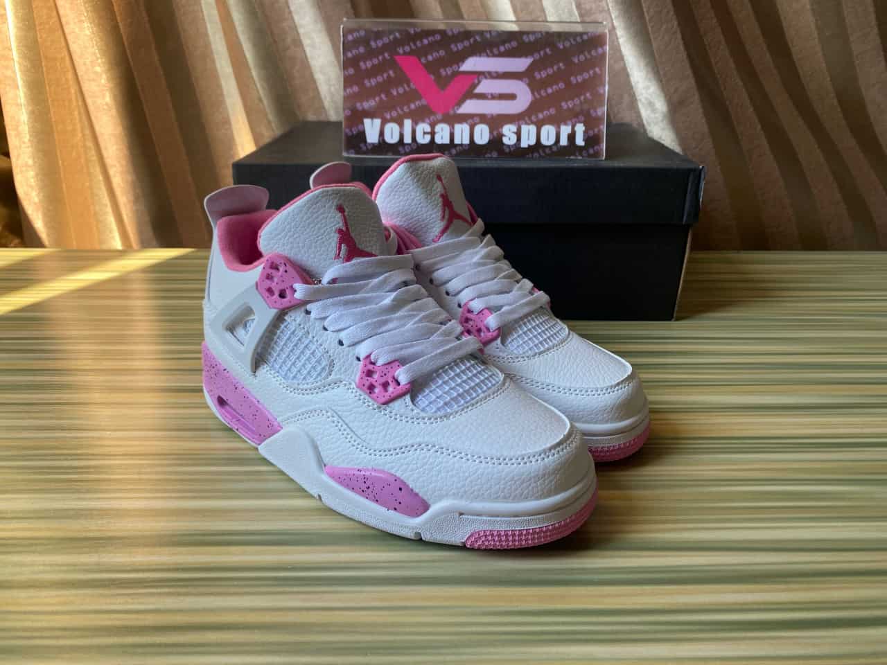 Jordan 4 Retro Pink & White CT8527-116