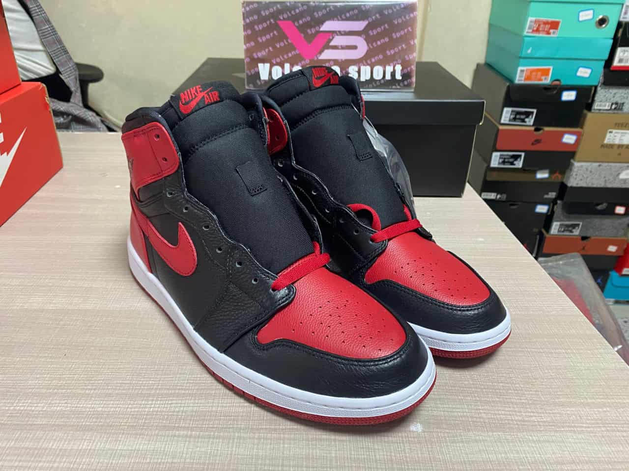 Jordan 1 Retro Banned (B-Grade) 432001-001