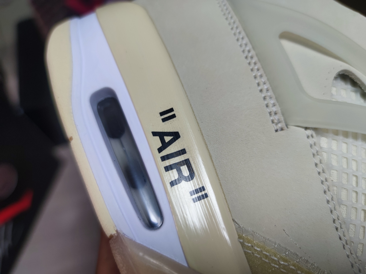 Jordan 4 Retro Off-White Sail CV9388-100