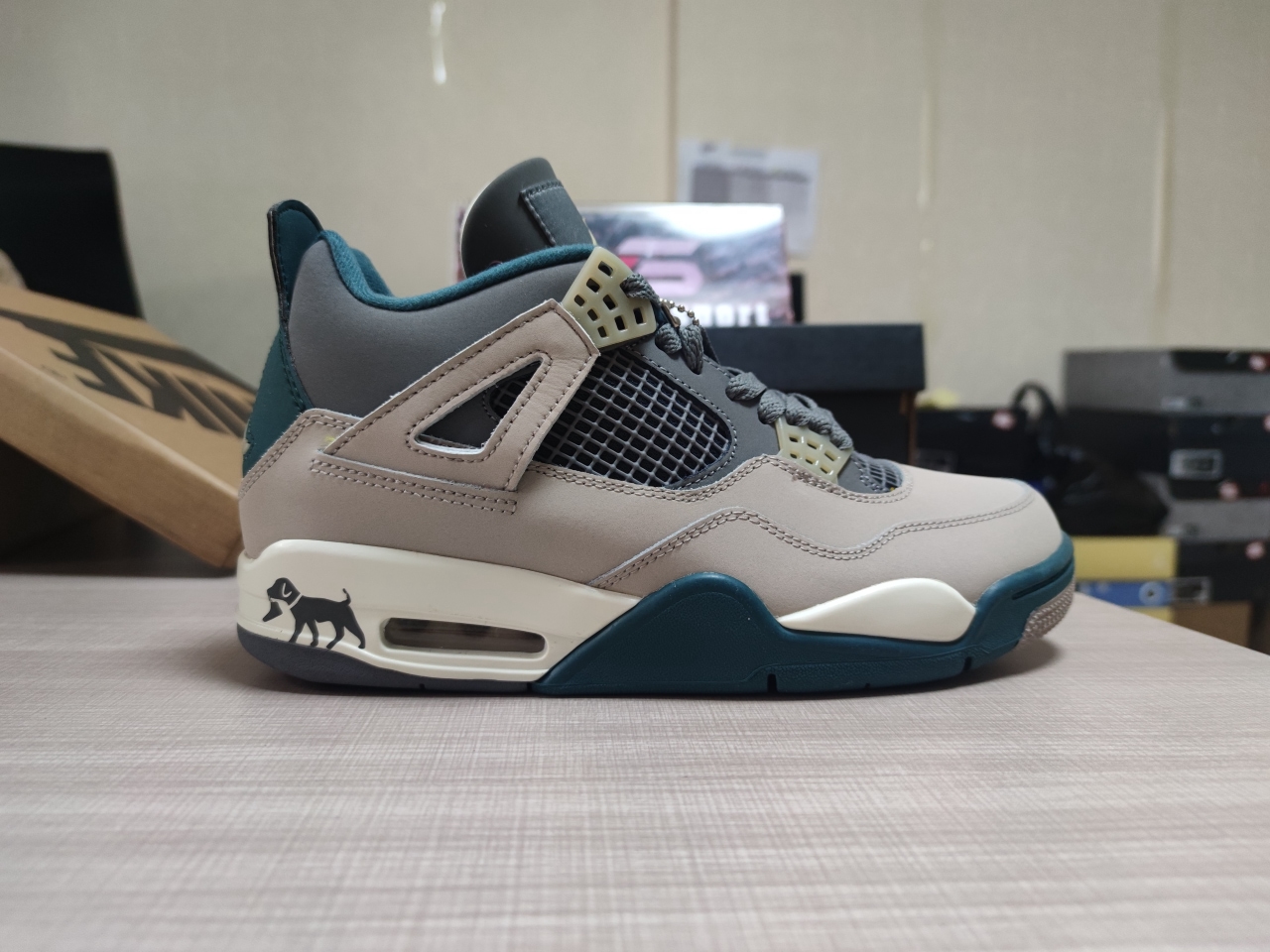 AIR JORDAN 4 RETRO NAVY BLUE