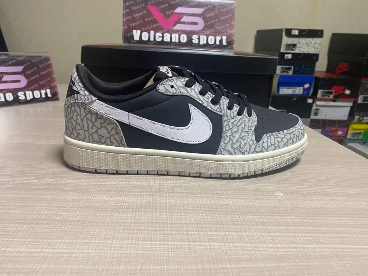 Jordan 1 Retro Low OG Black Cement CZ0790-001