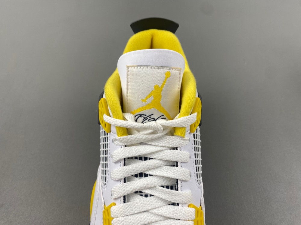 Air Jordan 4 “Vivid Sulfur”AQ9129-101