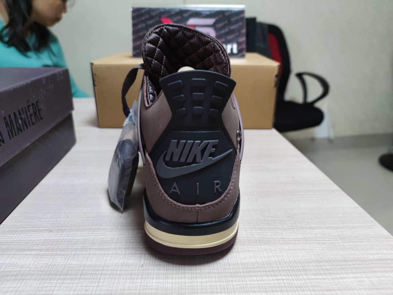 A Ma Maniere x Air Jordan 4 Retro 