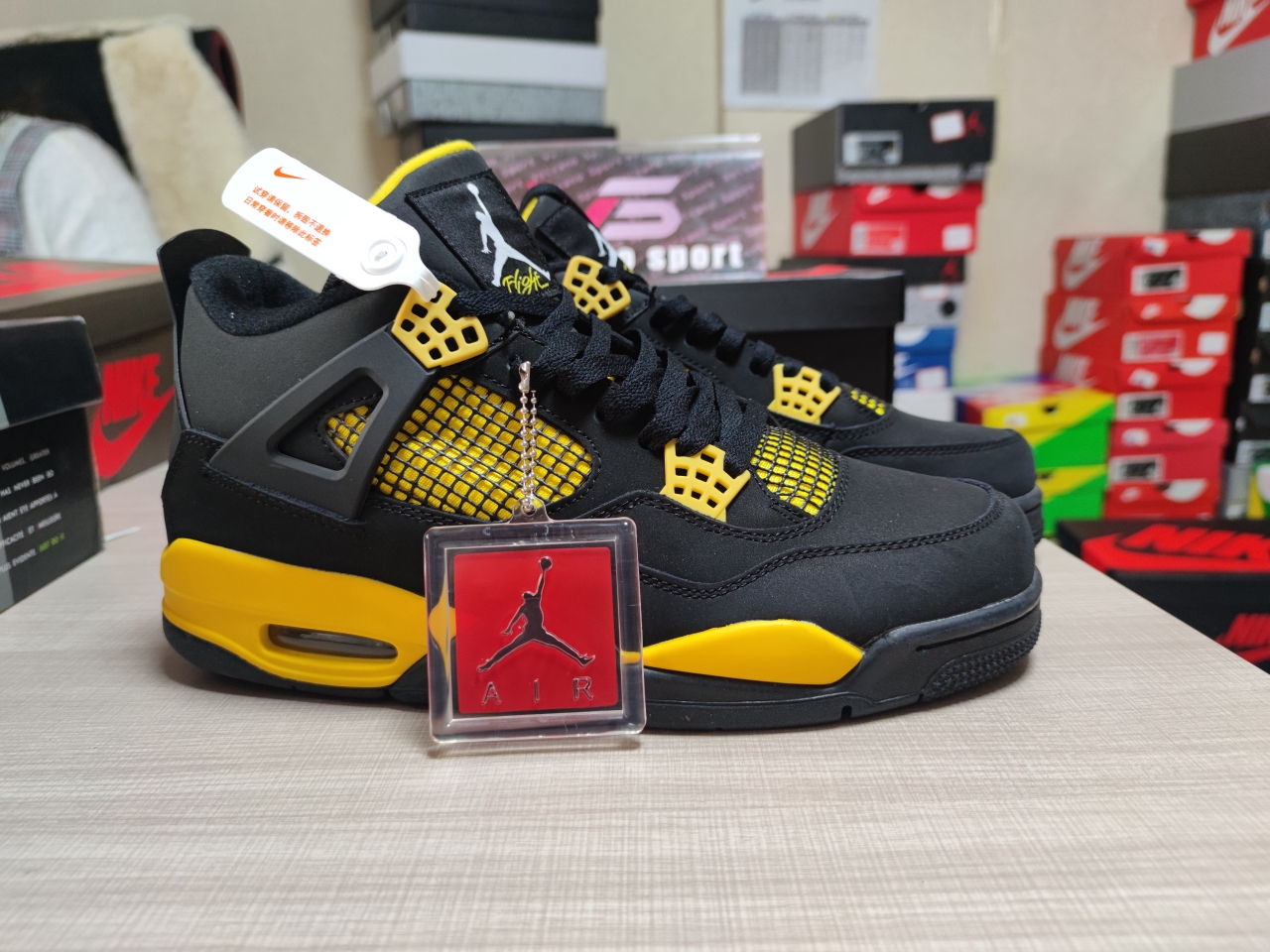 Jordan 4 Retro Thunder 308497 008