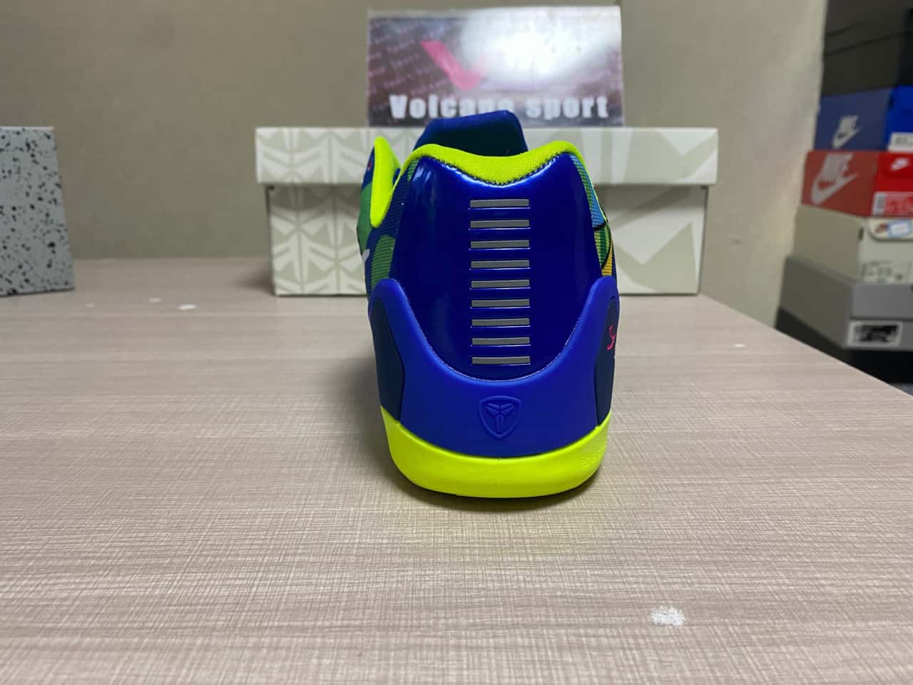 Kobe 9 EM Low Brazil 646701-413