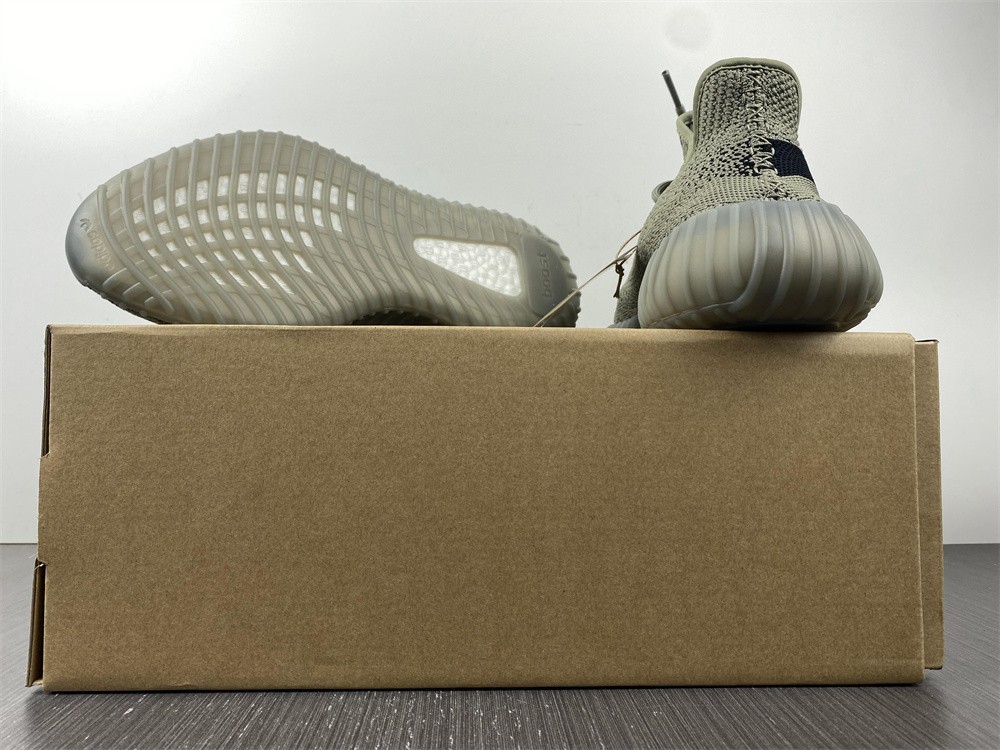 Yeezy Boost 350 V2 Granite