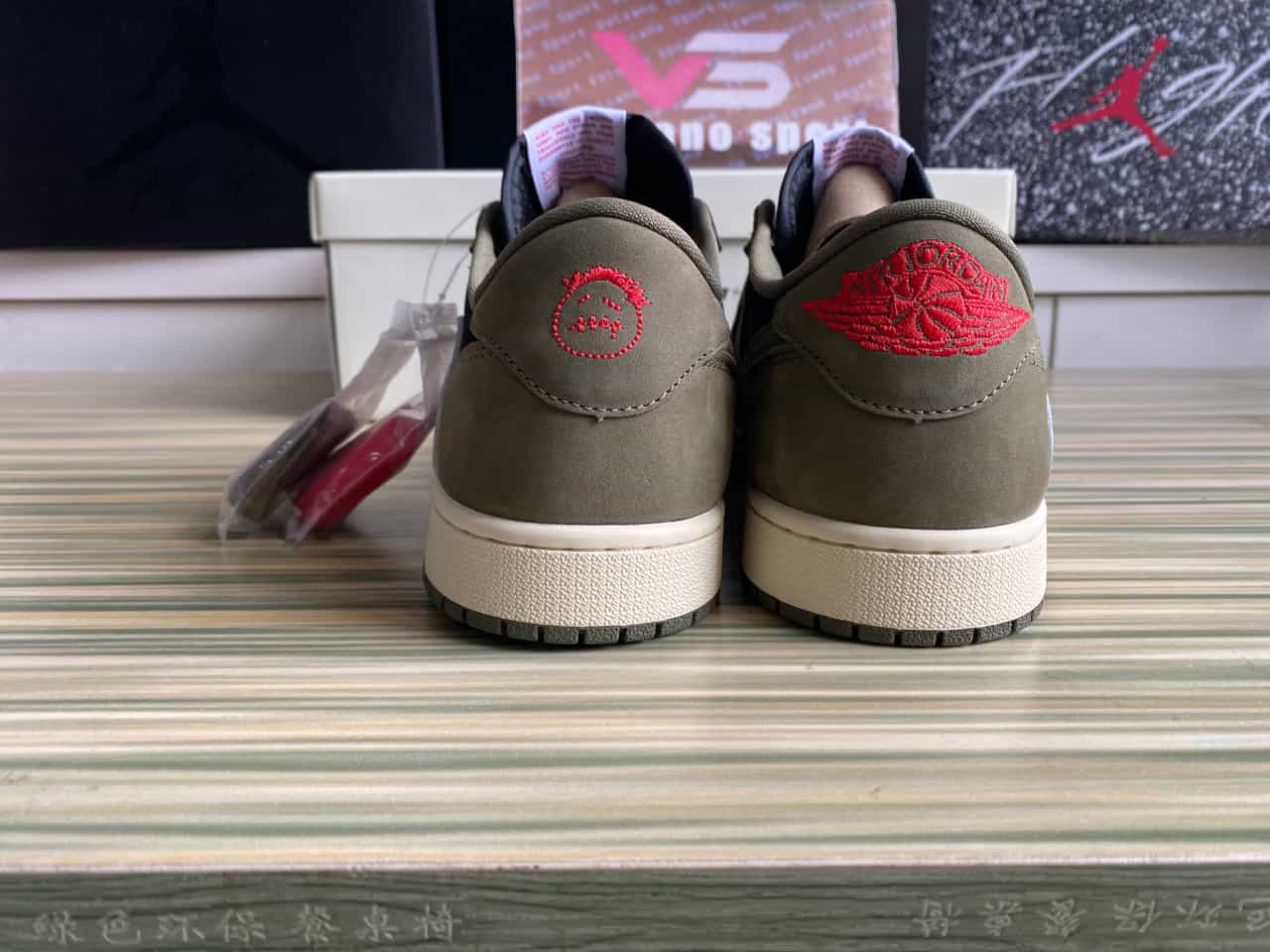 Travis Scott x Air Jordan 1 Low OG “Black Olive”DM7866-002