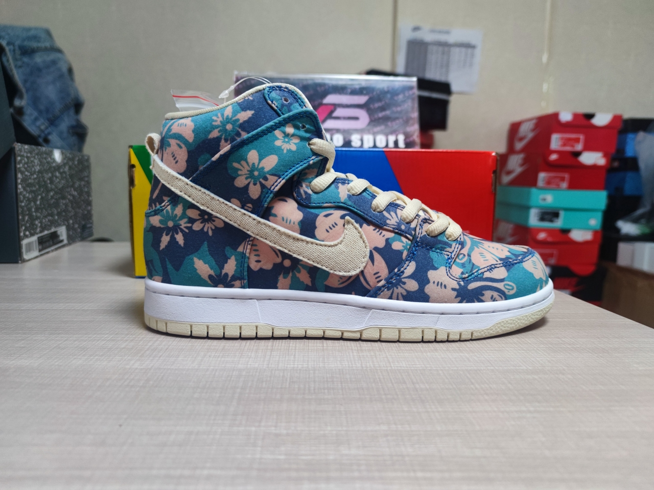 SB Dunk High Hawaii CZ2232-300