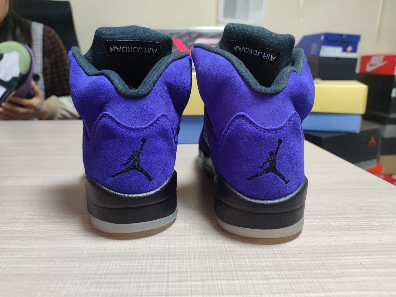 Jordan 5 Retro Alternate Grape 136027 500