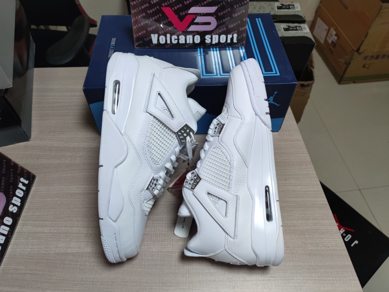 Jordan 4 “Pure Money ”308497-100