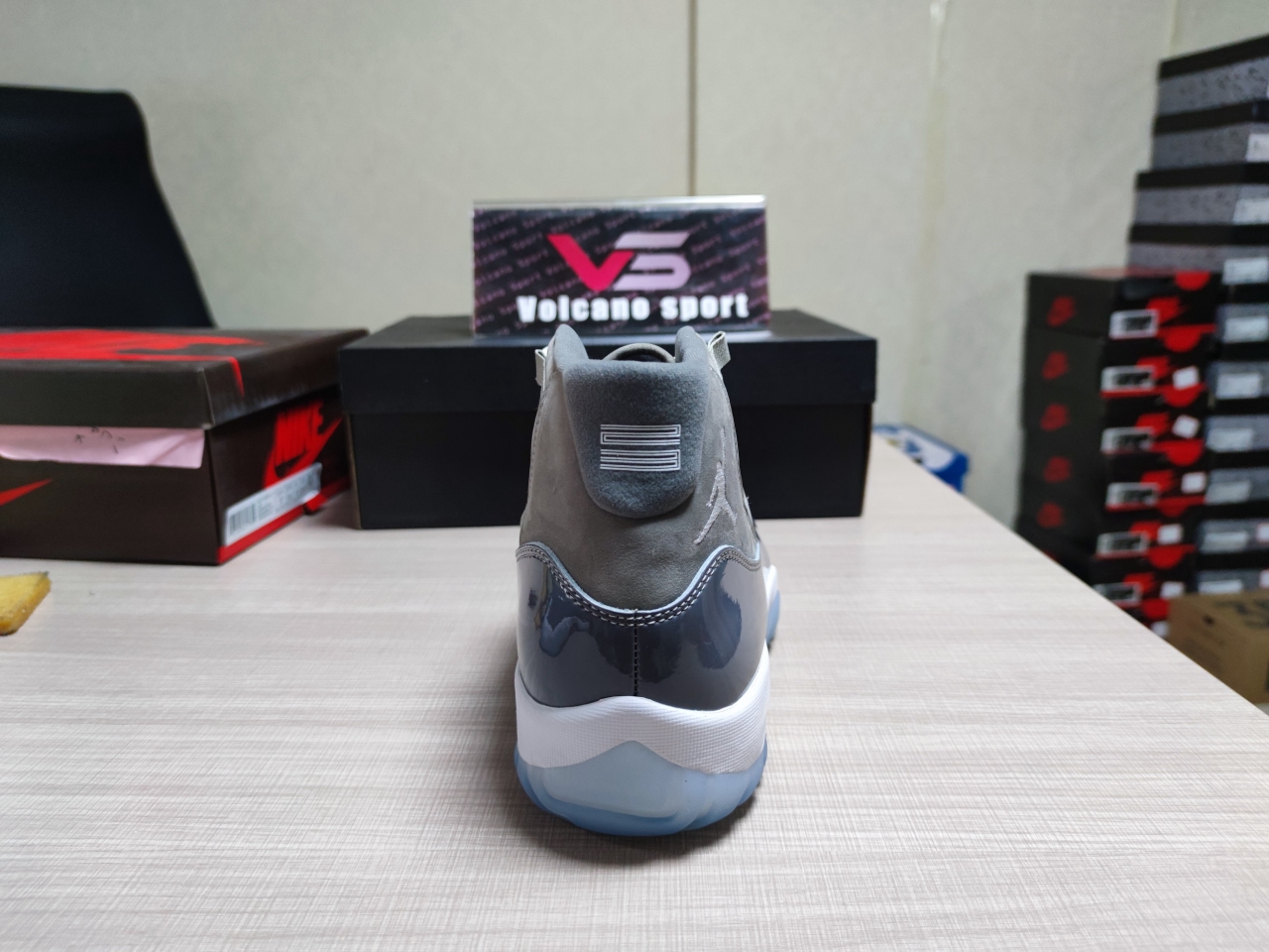 Jordan 11 Retro Cool Grey (2021) CT8012-005