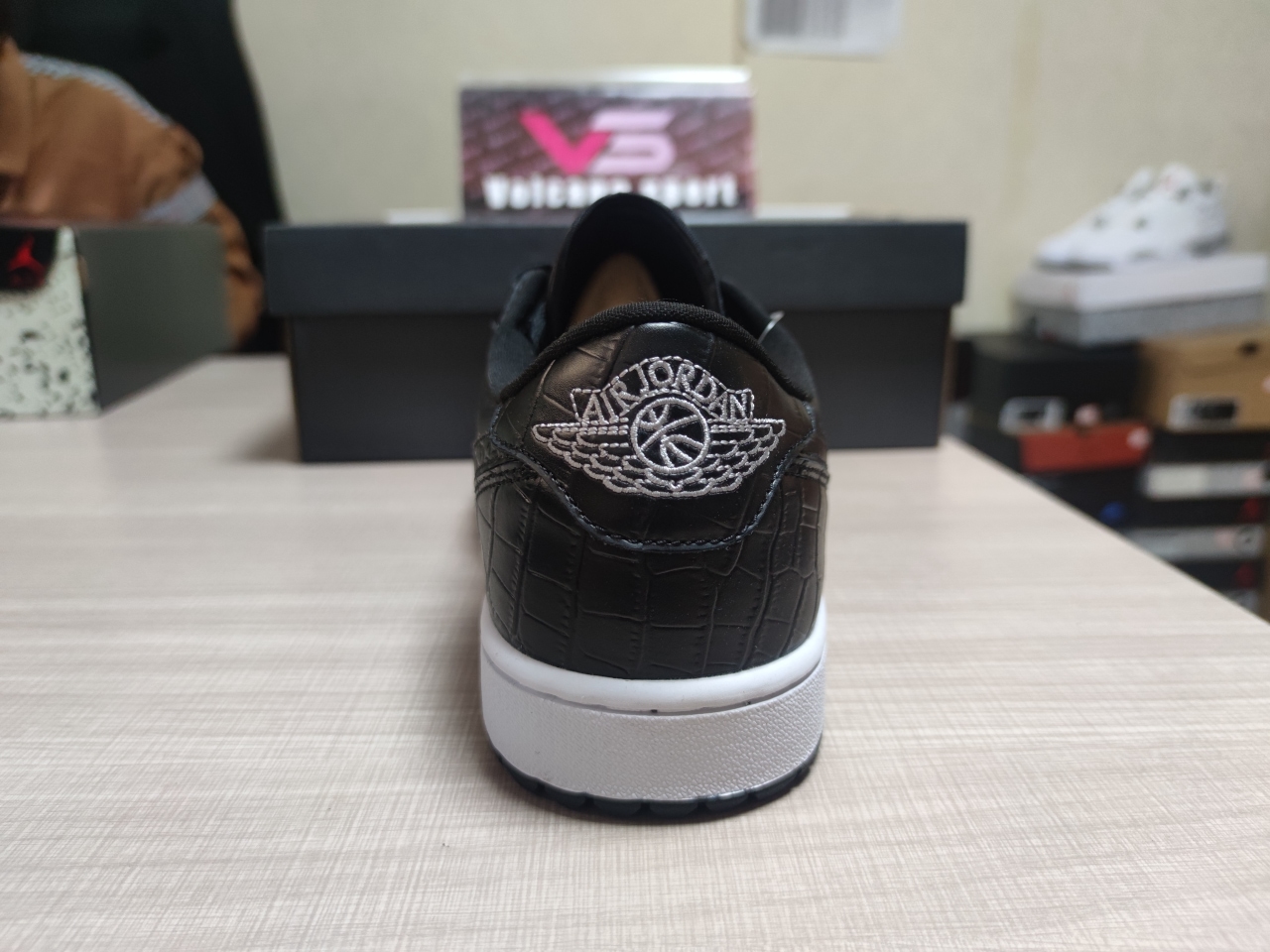 Jordan 1 Retro Low Golf Black Croc DD9315-003