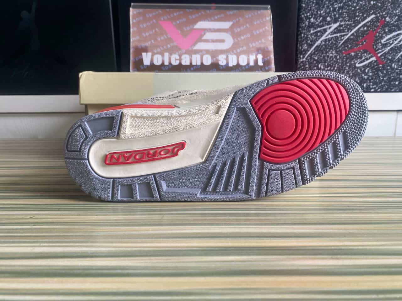 Jordan 3 x Off White DH7139-100