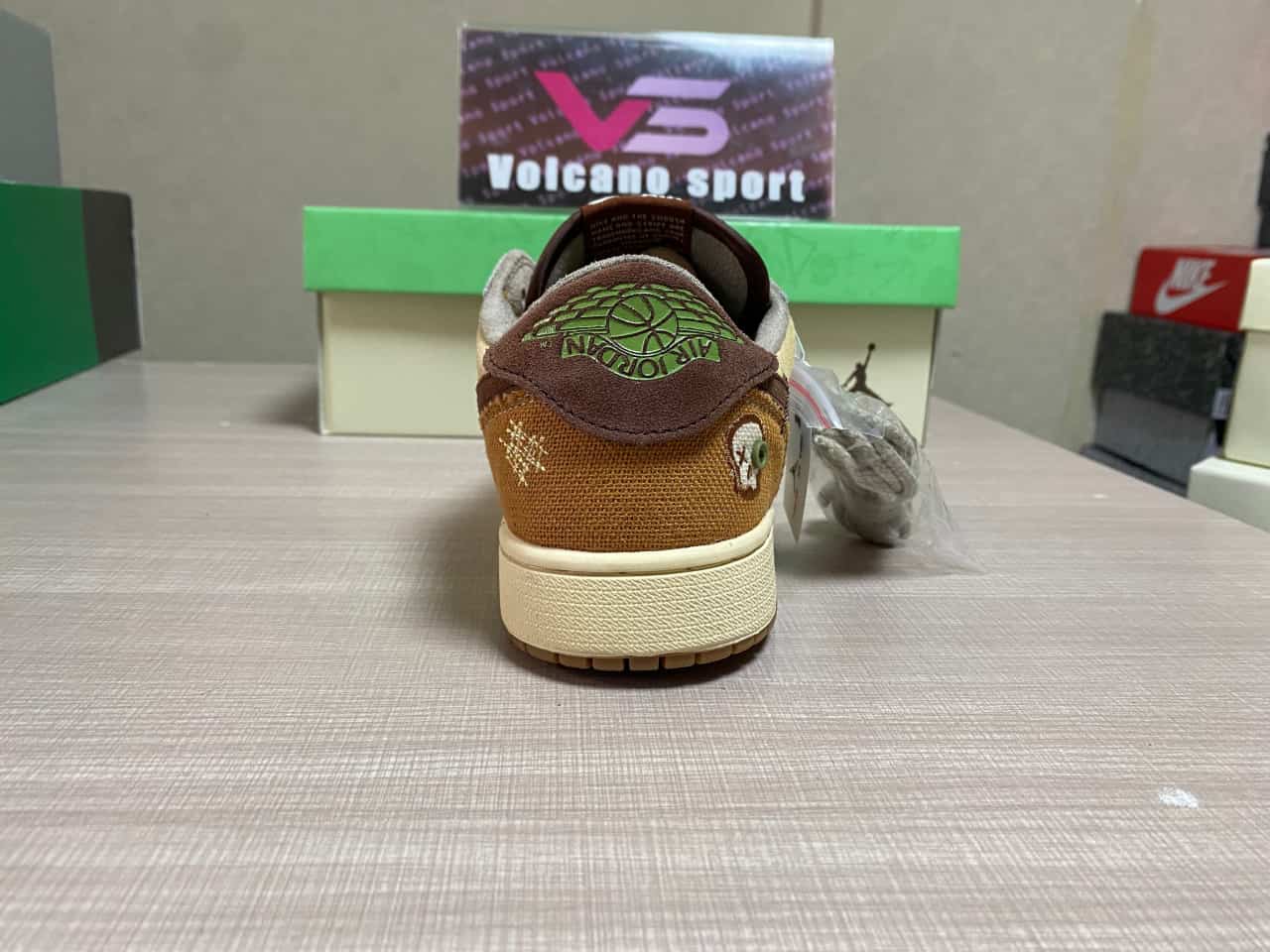 Jordan 1 Retro Low OG 