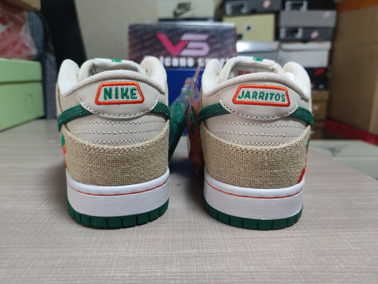 SB Dunk Low Jarritos FD0860-001