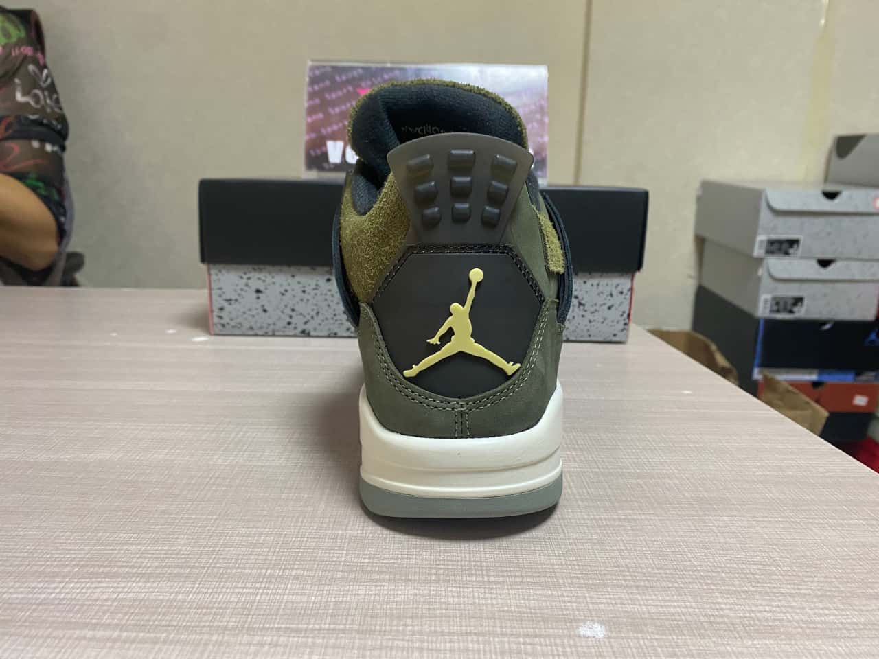 Jordan 4 Retro SE Craft Medium Olive FB9927-200