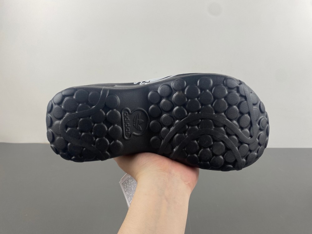 adidas Hello Kitty IH0280