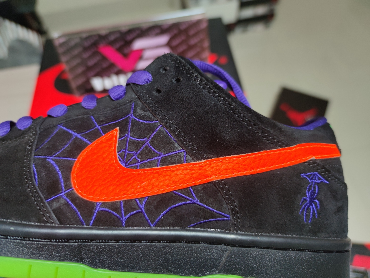 SB Dunk Low Night of Mischief Halloween BQ6817-006