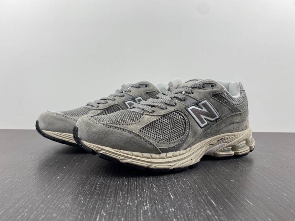 New Balance 2002R Marblehead Light Aluminum