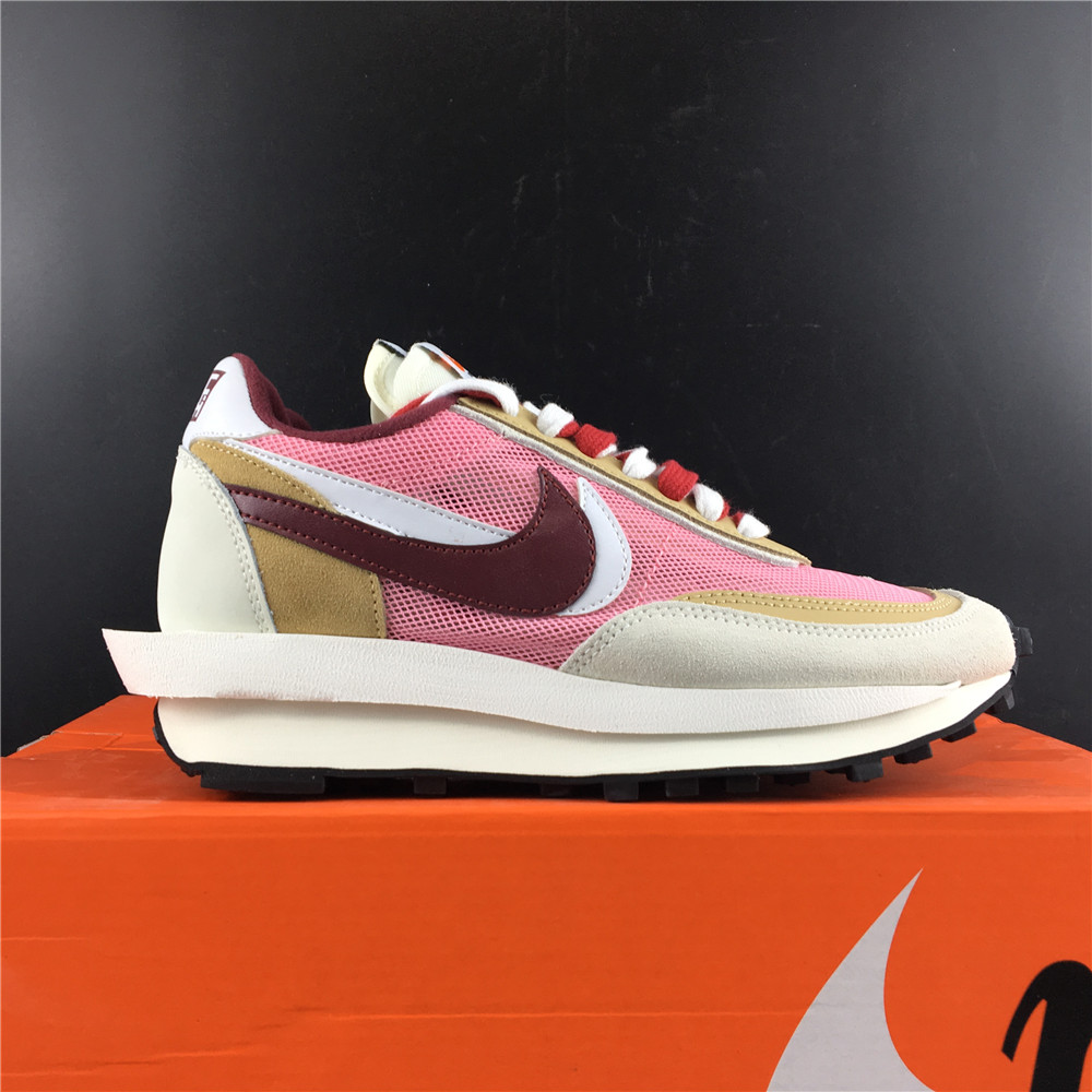 Sacai x Nike LVD Waffle Daybreak BV0073-500