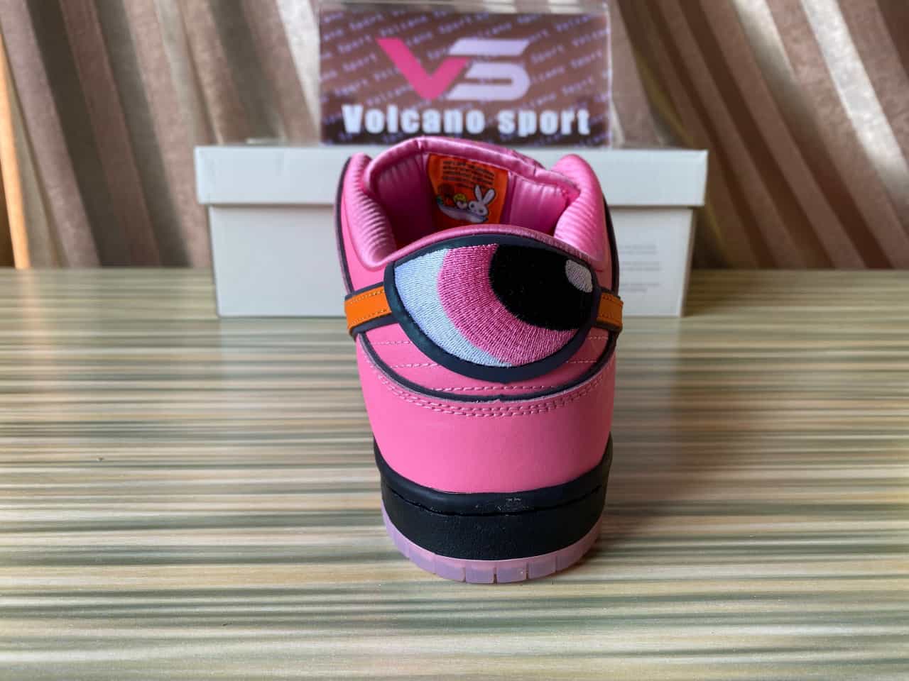 Nike SB Dunk Low The Powerpuff Girls Blossom FD2631-600