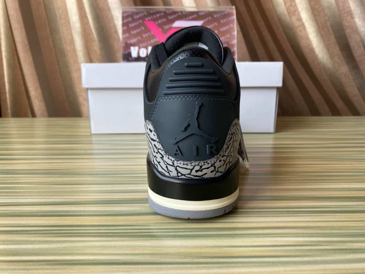 Jordan 3 Retro Off Noir CK9246-001