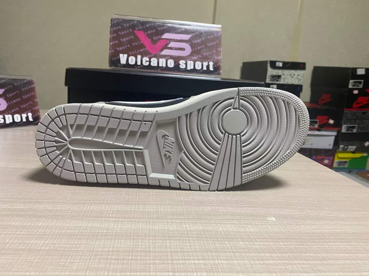 Jordan 1 Retro Low OG Black Cement CZ0790-001