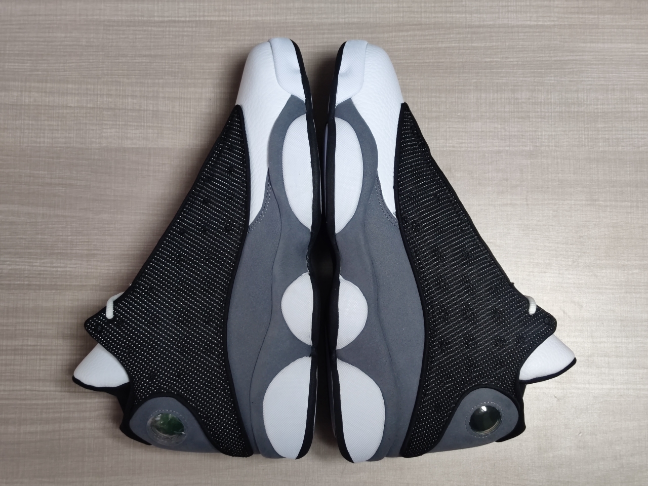 Jordan 13 Retro Black Flint DJ5982-060