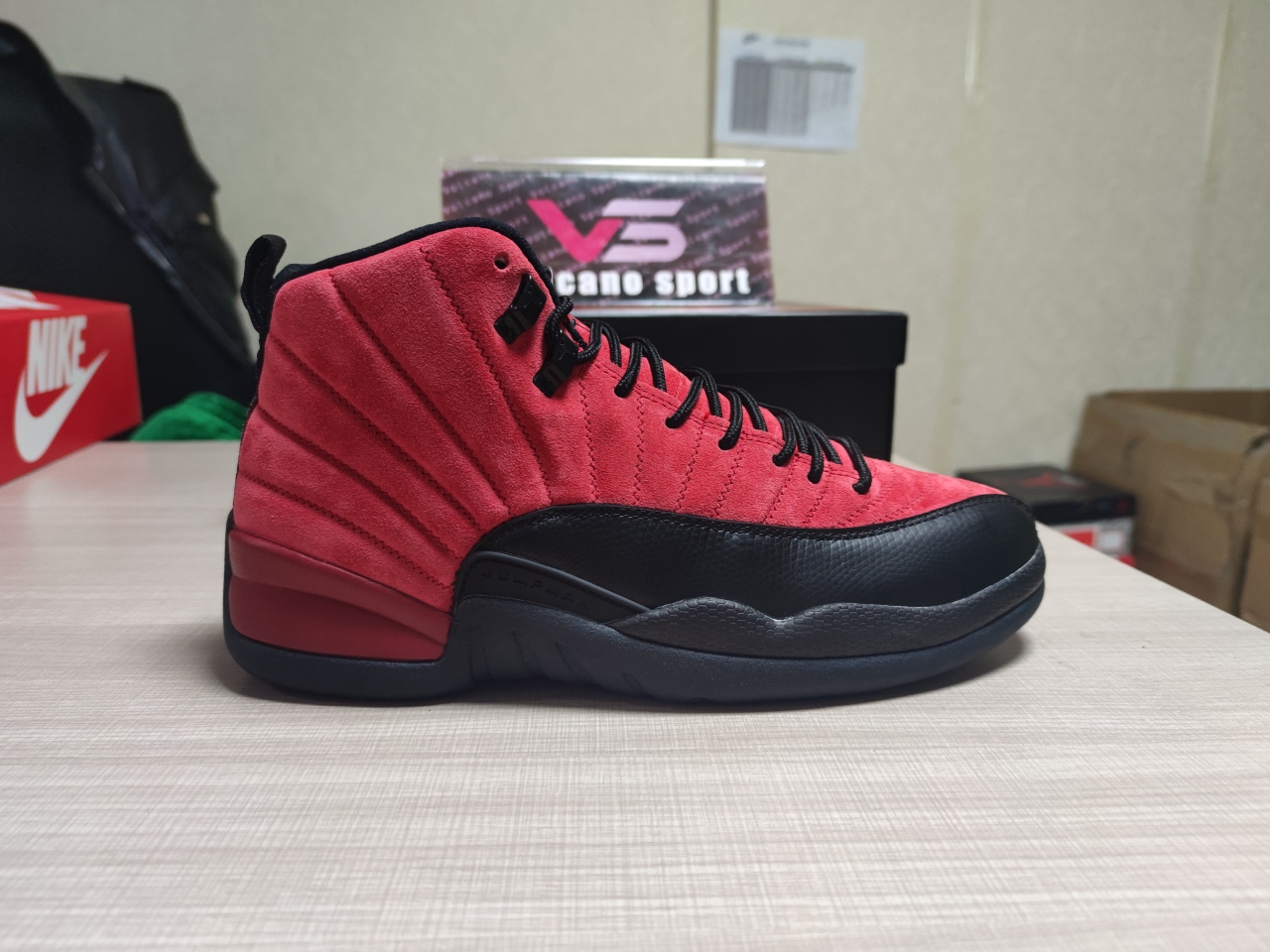 Jordan 12 Retro Reverse Flu Game CT8013-602