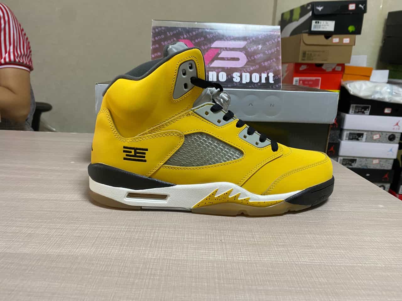 Jordan 5 Retro Tokyo T23 454783-701