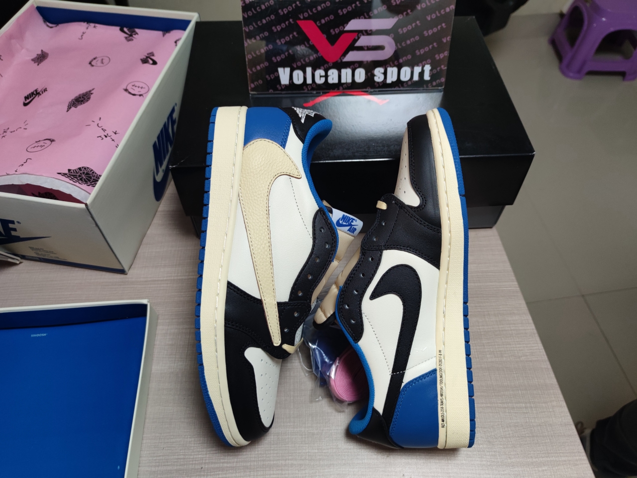 Travis Scott x Fragment Design x Jordan 1 Low OG SP “Military Blue” DM7866 140