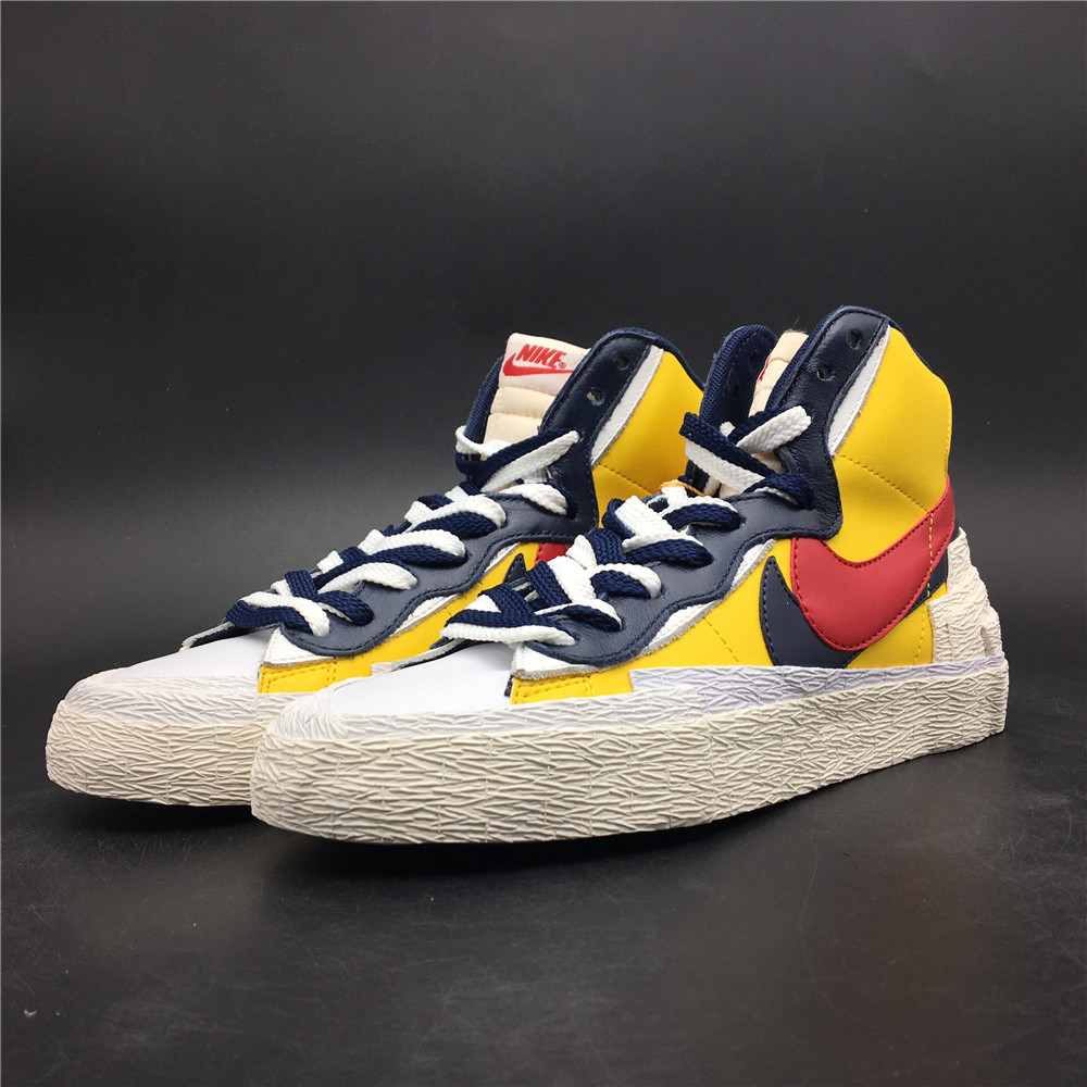 Nike Blazer Mid sacai White Grey BV0072-100