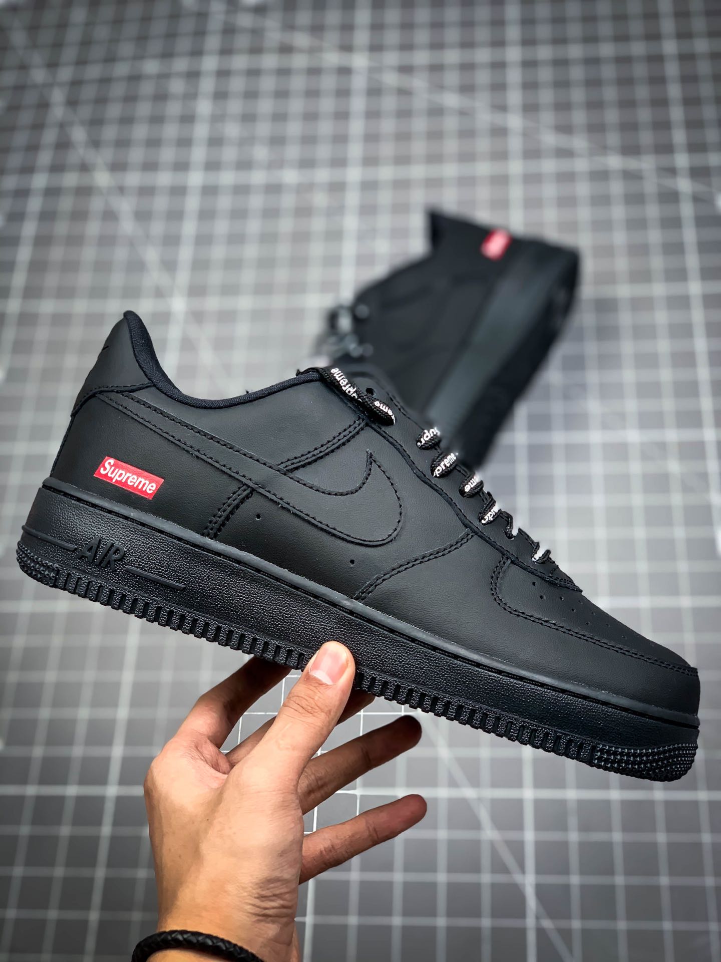 Nike Air Force 1 Low Supreme Black CU9225-001