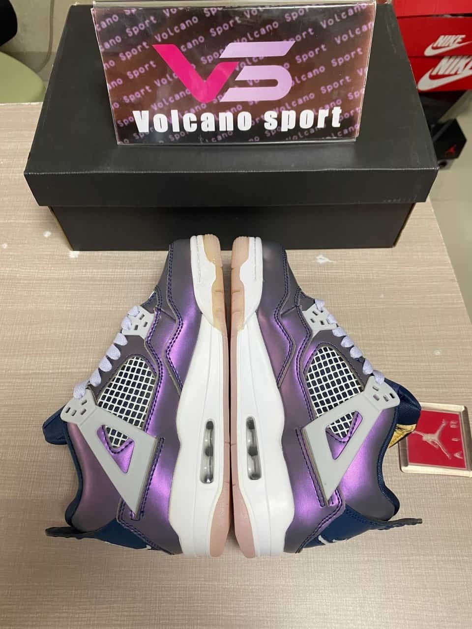 Jordan 4 Retro Monsoon Blue BQ9043-400