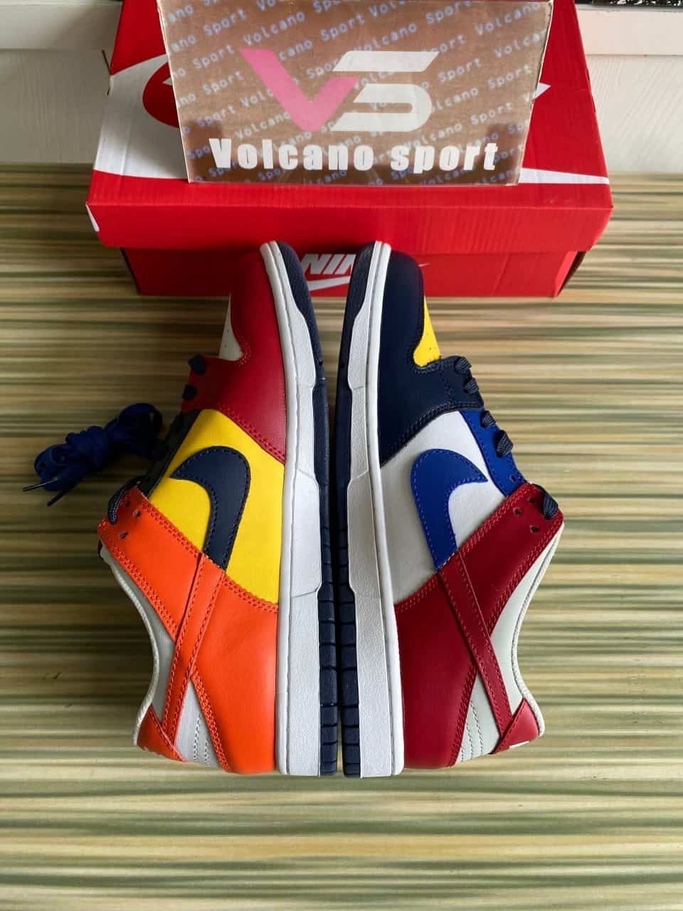 Dunk Low CO.JP What The AA4414-400