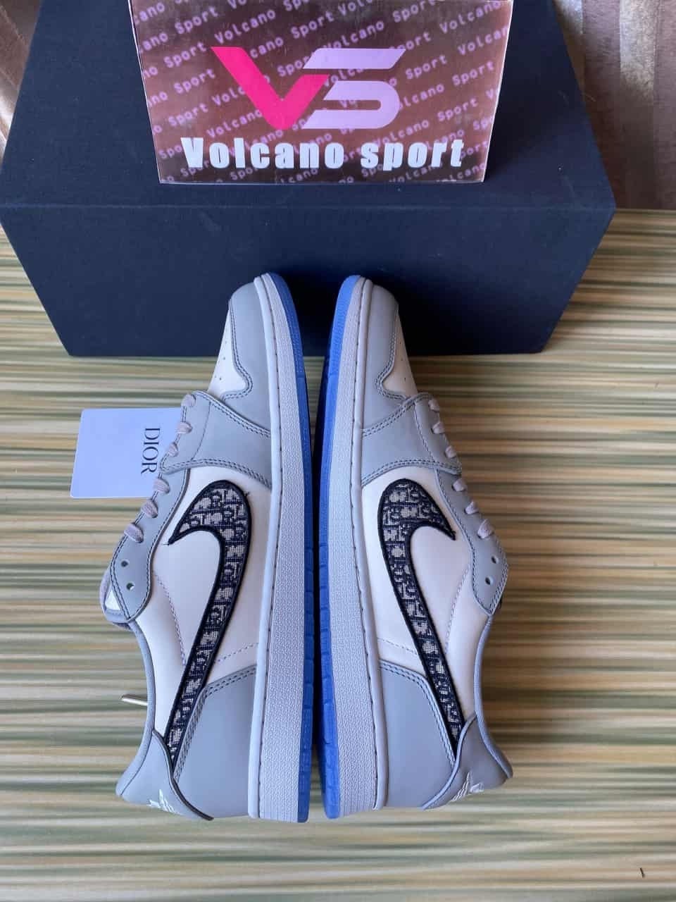 Di0r x Jordan 1s Low