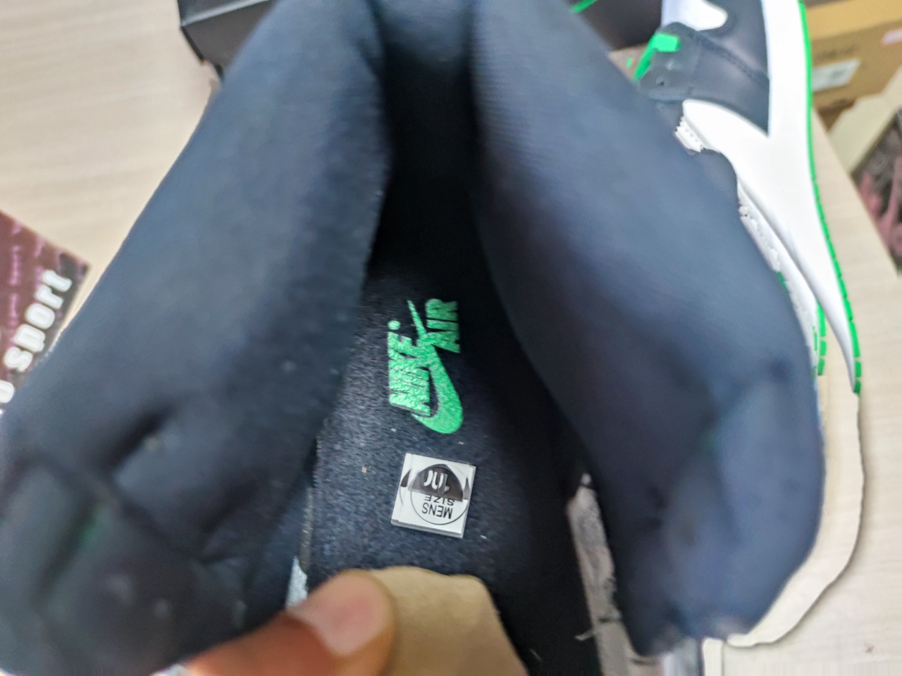 Jordan 1 Retro High OG Lucky Green DZ5485-031